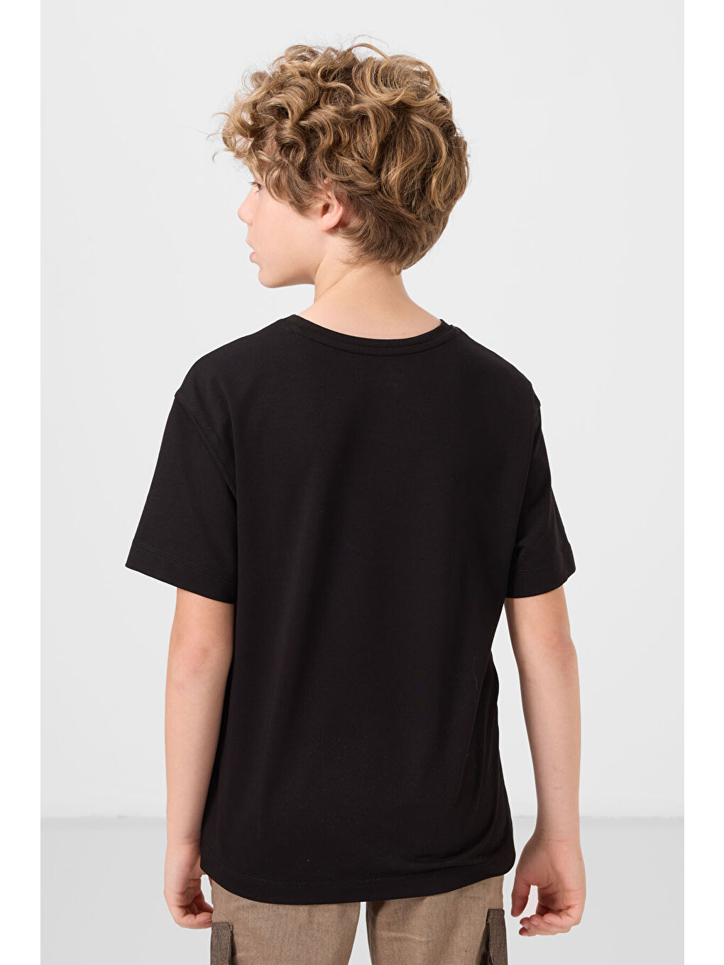Siyah Pamuklu Yumuşak Dokulu Oversize Baskılı Erkek Çocuk T-Shirt - 11285-4