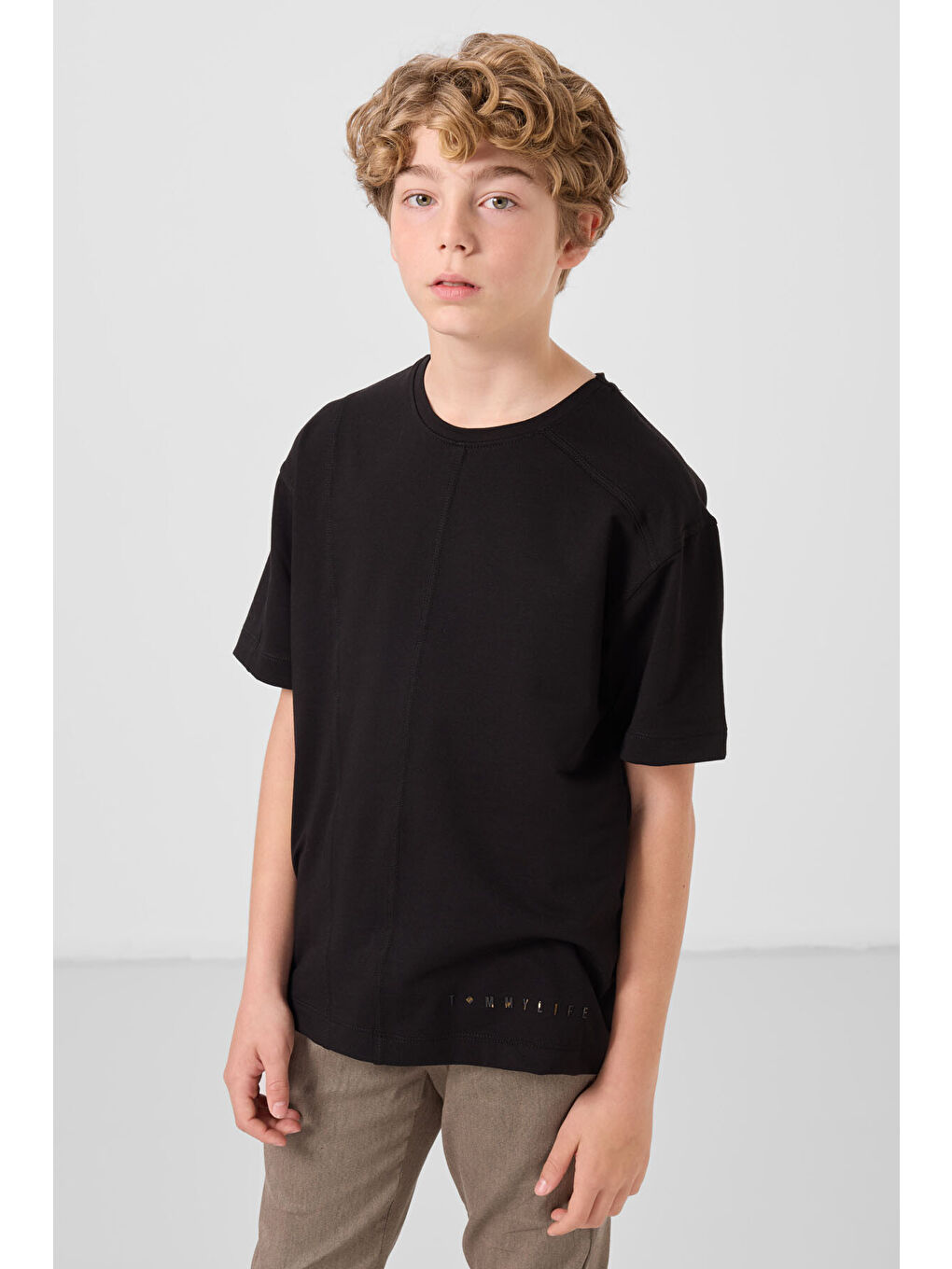 Siyah Pamuklu Yumuşak Dokulu Oversize Basic Erkek Çocuk T-Shirt - 11297