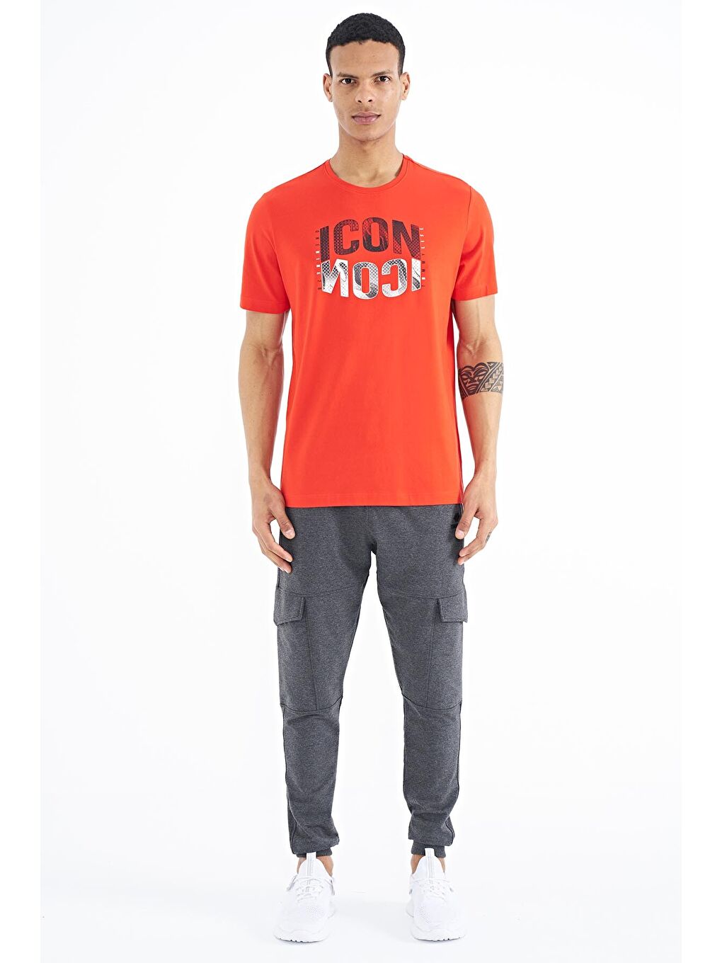 Kırmızı Fiesta Yazı Baskılı O Yaka Standart Kalıp Erkek Tişört - 88174-1