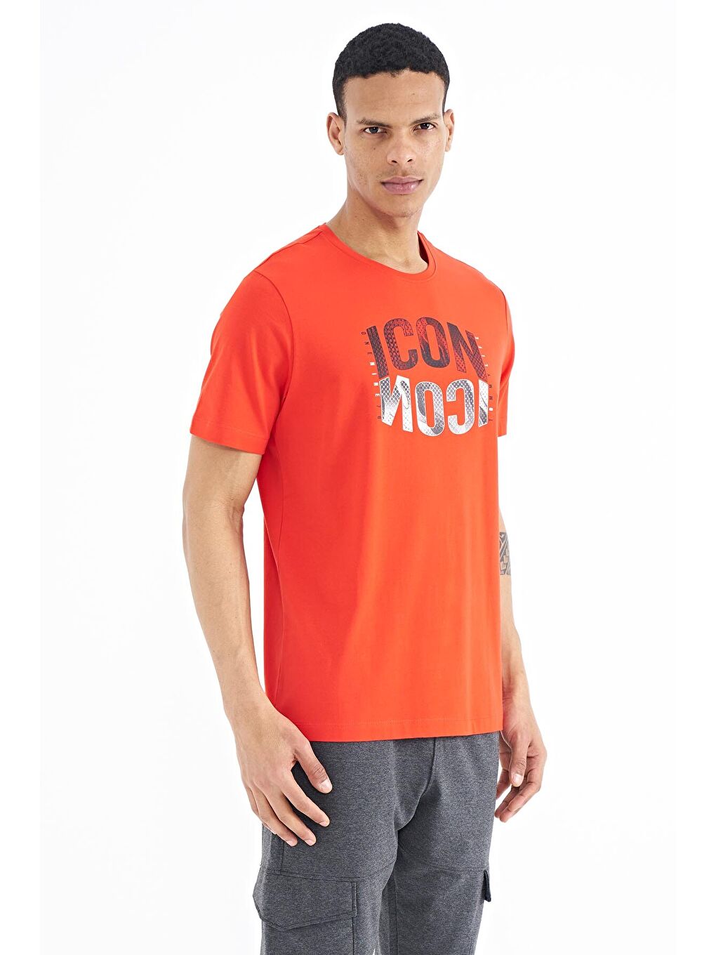 Kırmızı Fiesta Yazı Baskılı O Yaka Standart Kalıp Erkek Tişört - 88174-3