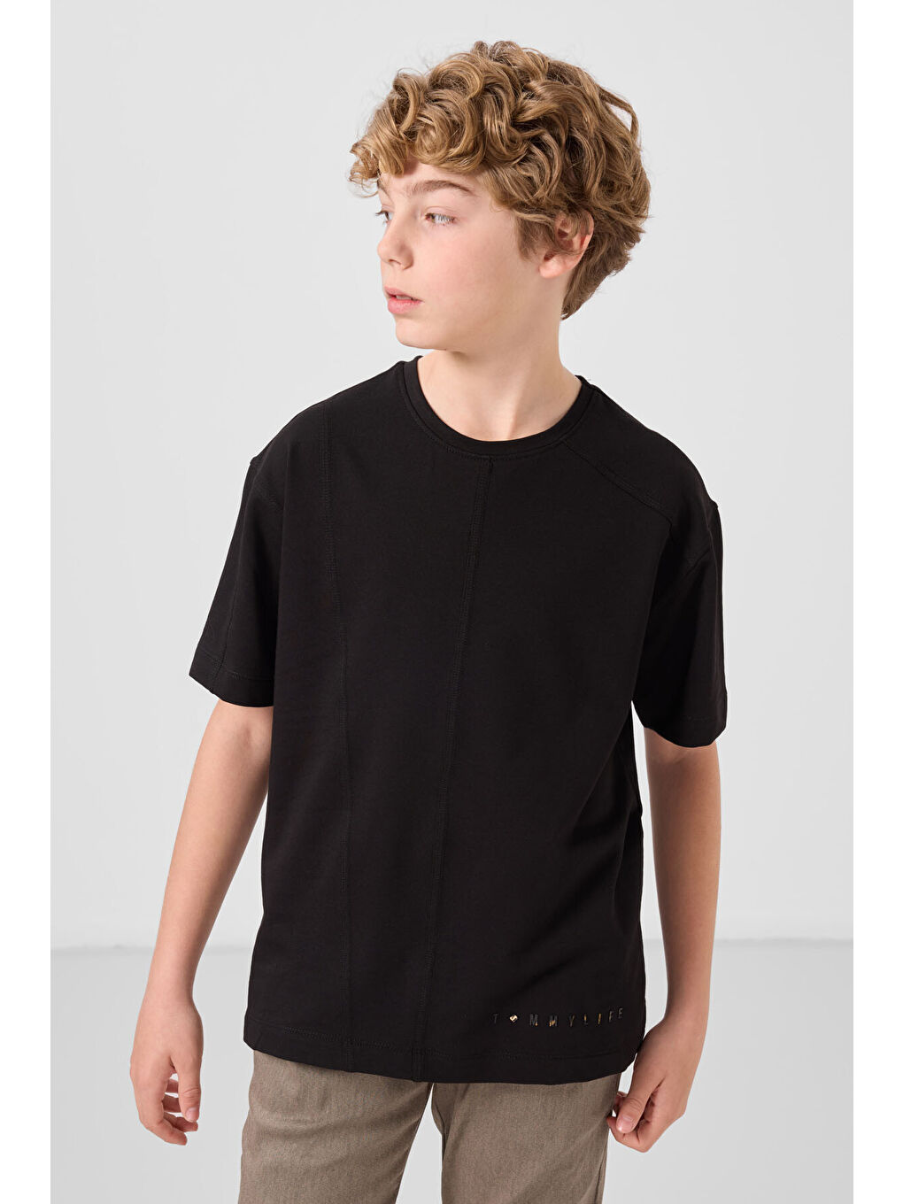 Siyah Pamuklu Yumuşak Dokulu Oversize Basic Erkek Çocuk T-Shirt - 11297-2
