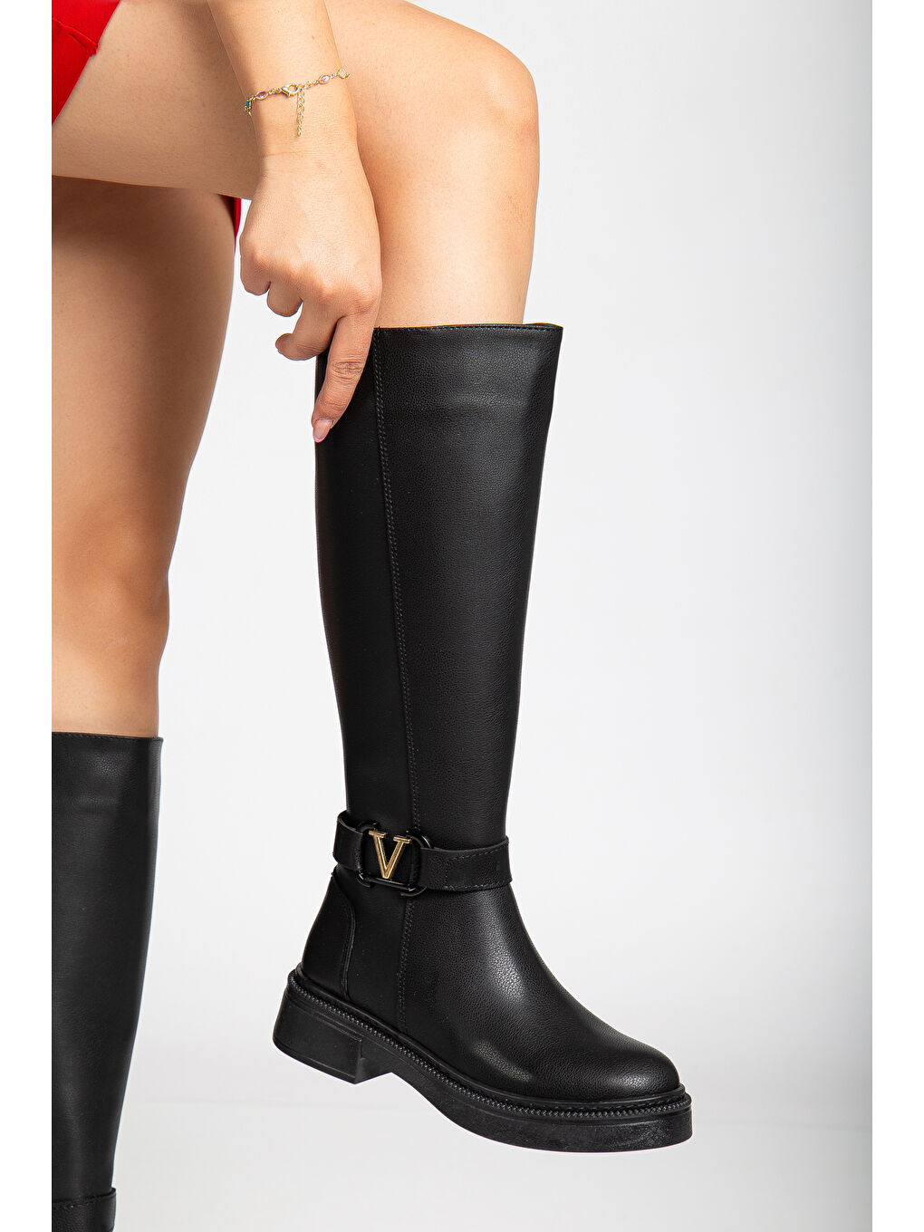 Siyah Amiraa Soğuk Geçirmez Kışlık Kadın Çizme-1