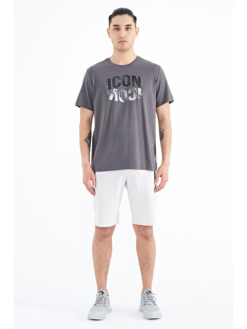 Koyu Gri Yazı Baskılı O Yaka Standart Kalıp Erkek Tişört - 88174-1