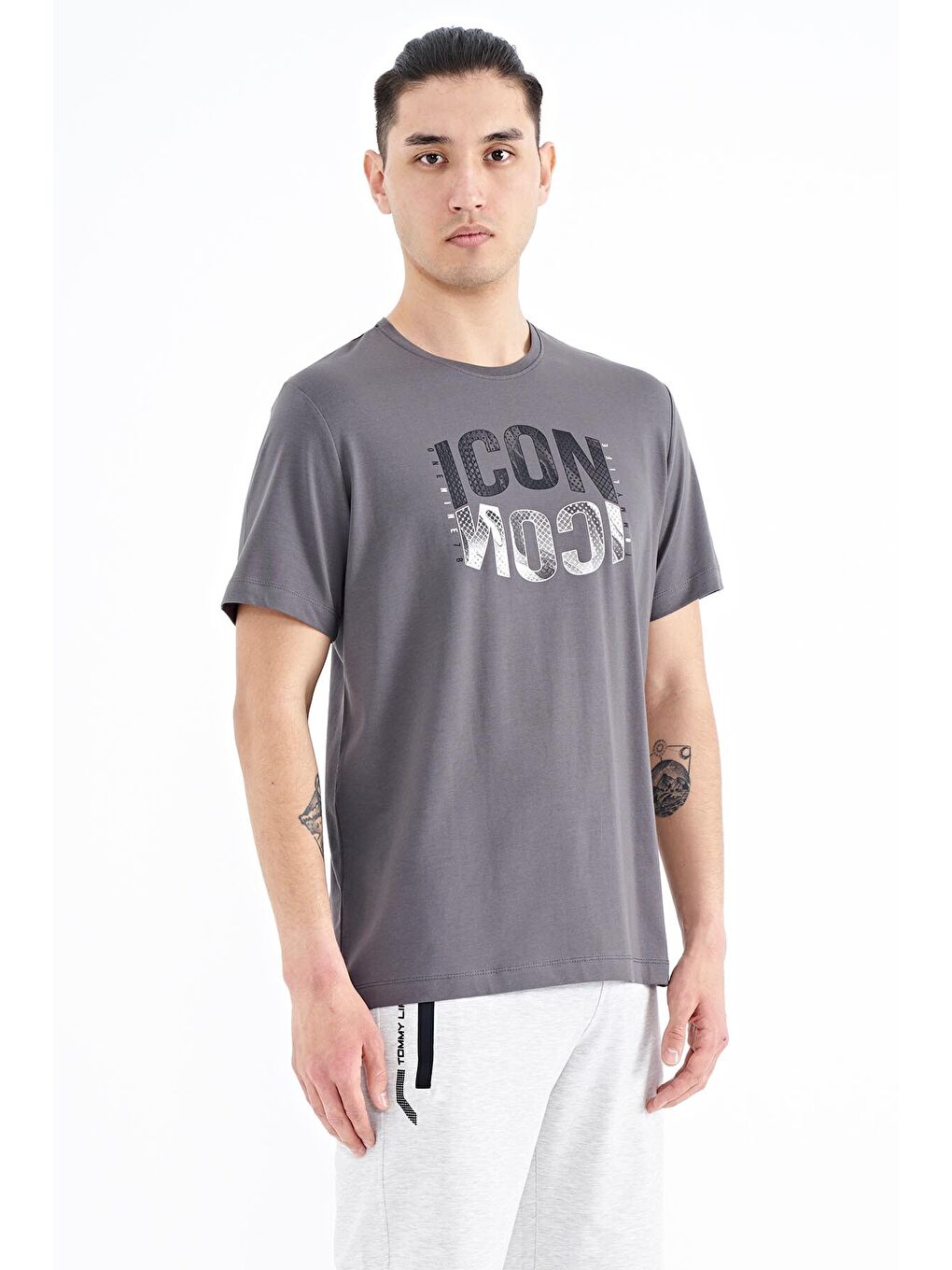 Koyu Gri Yazı Baskılı O Yaka Standart Kalıp Erkek Tişört - 88174-3