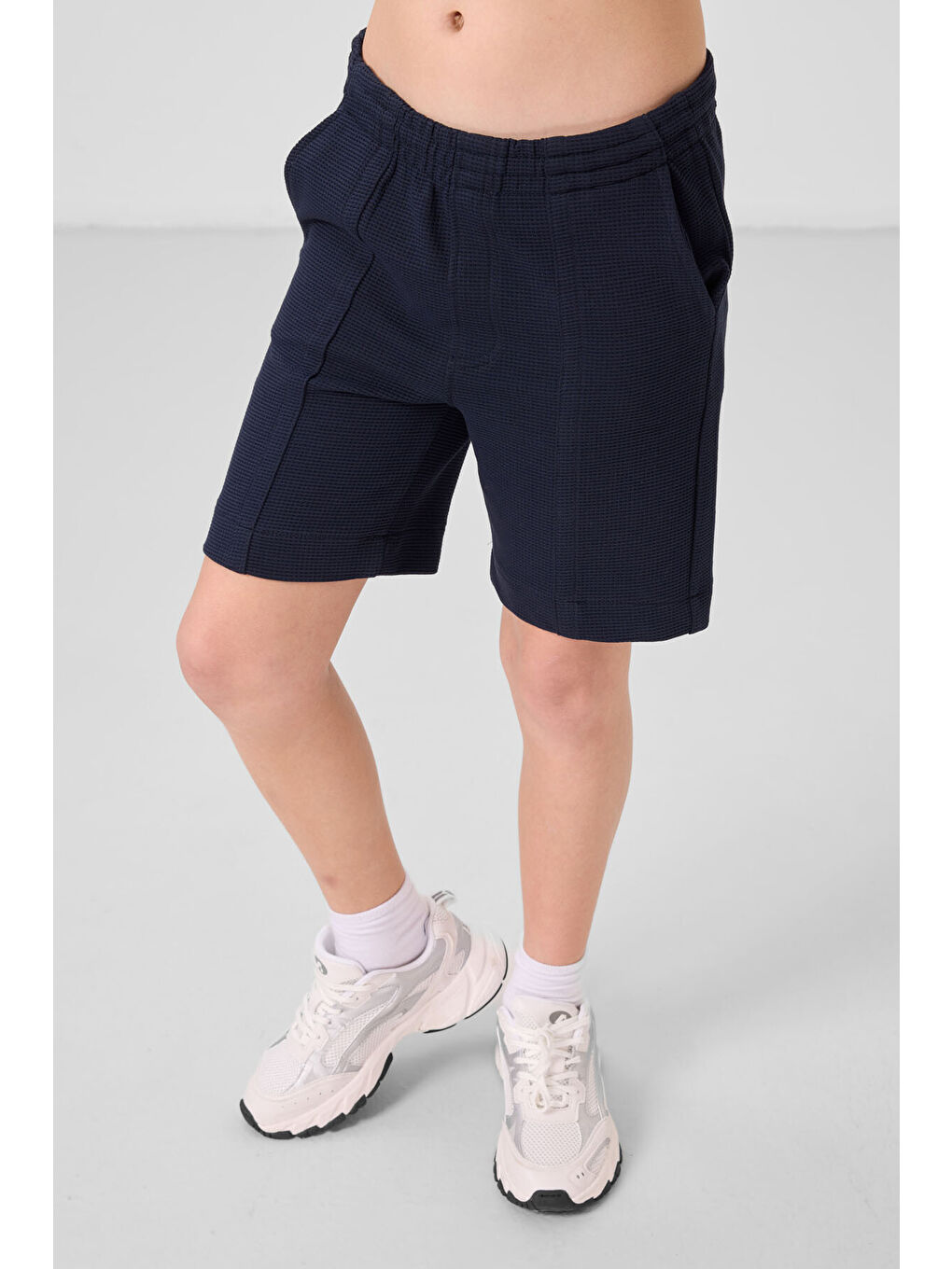 Lacivert Pamuklu Yumuşak Dokulu Standart Fit Basic Erkek Çocuk Şort - 11289-2