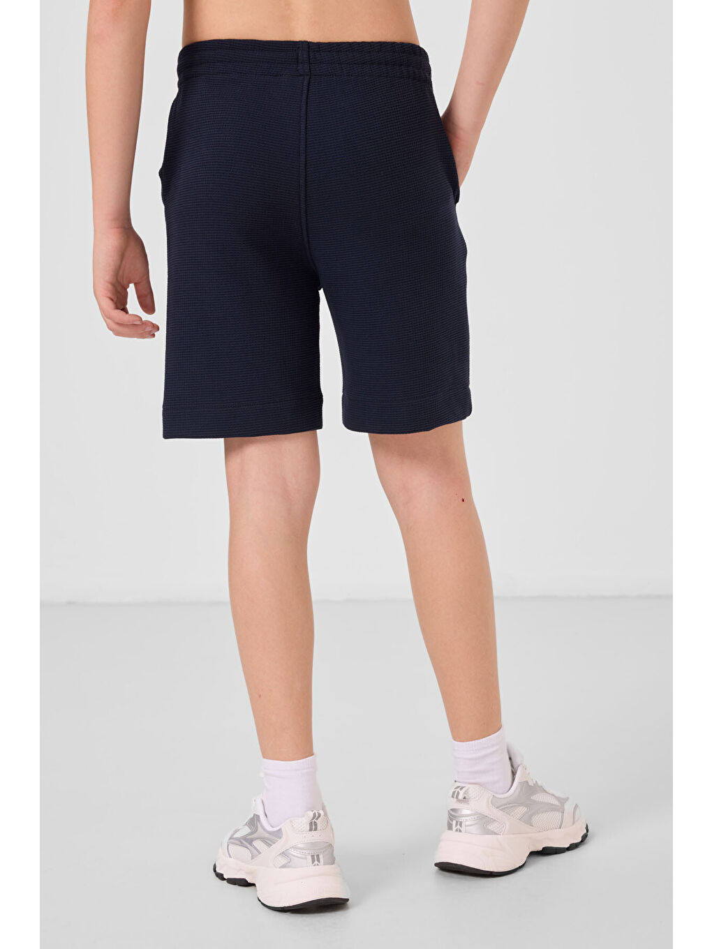 Lacivert Pamuklu Yumuşak Dokulu Standart Fit Basic Erkek Çocuk Şort - 11289-4