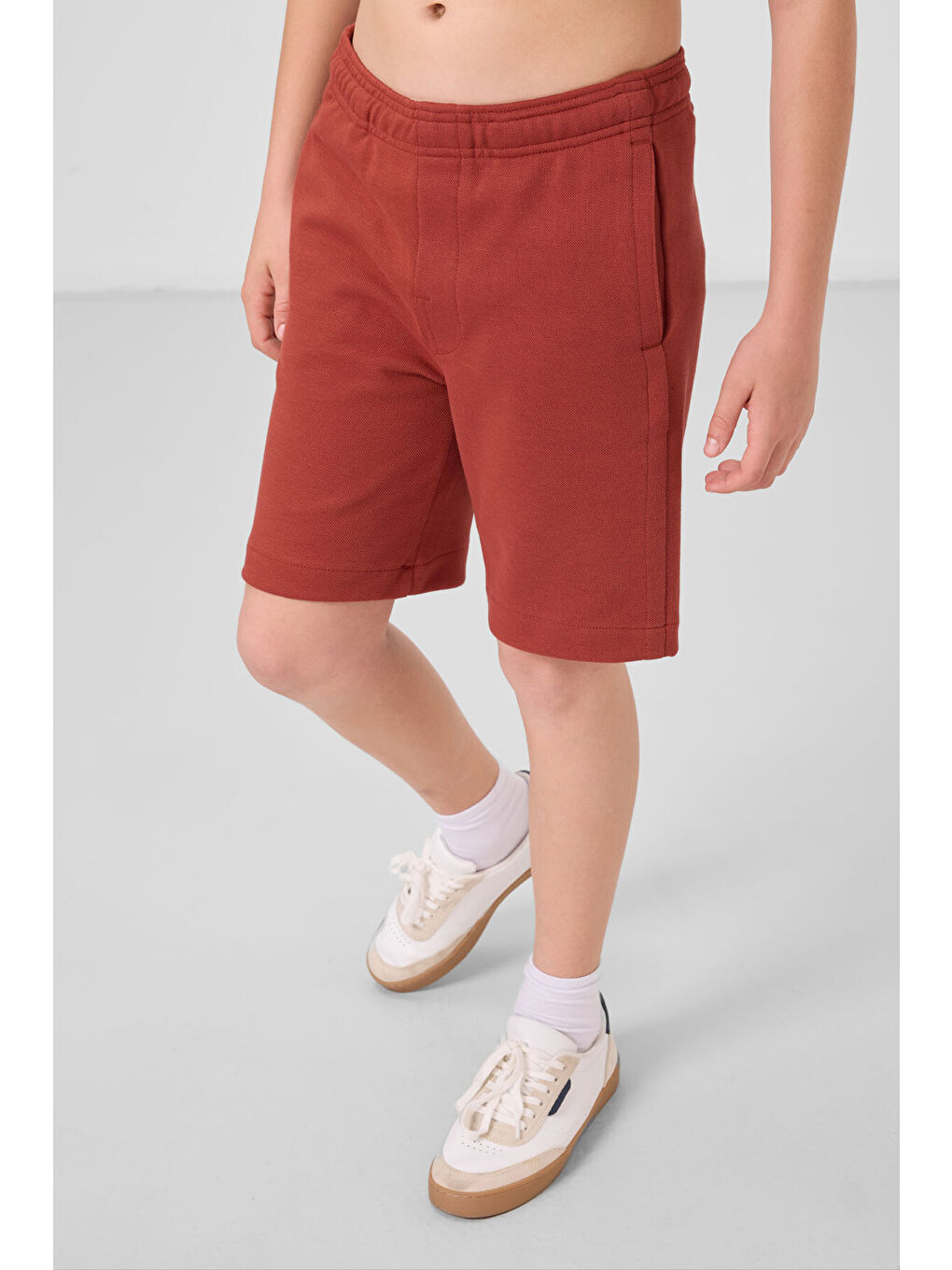 Kahverengi Kiremit Pamuklu Yumuşak Dokulu Standart Fit Basic Erkek Çocuk Şort - 11293-2