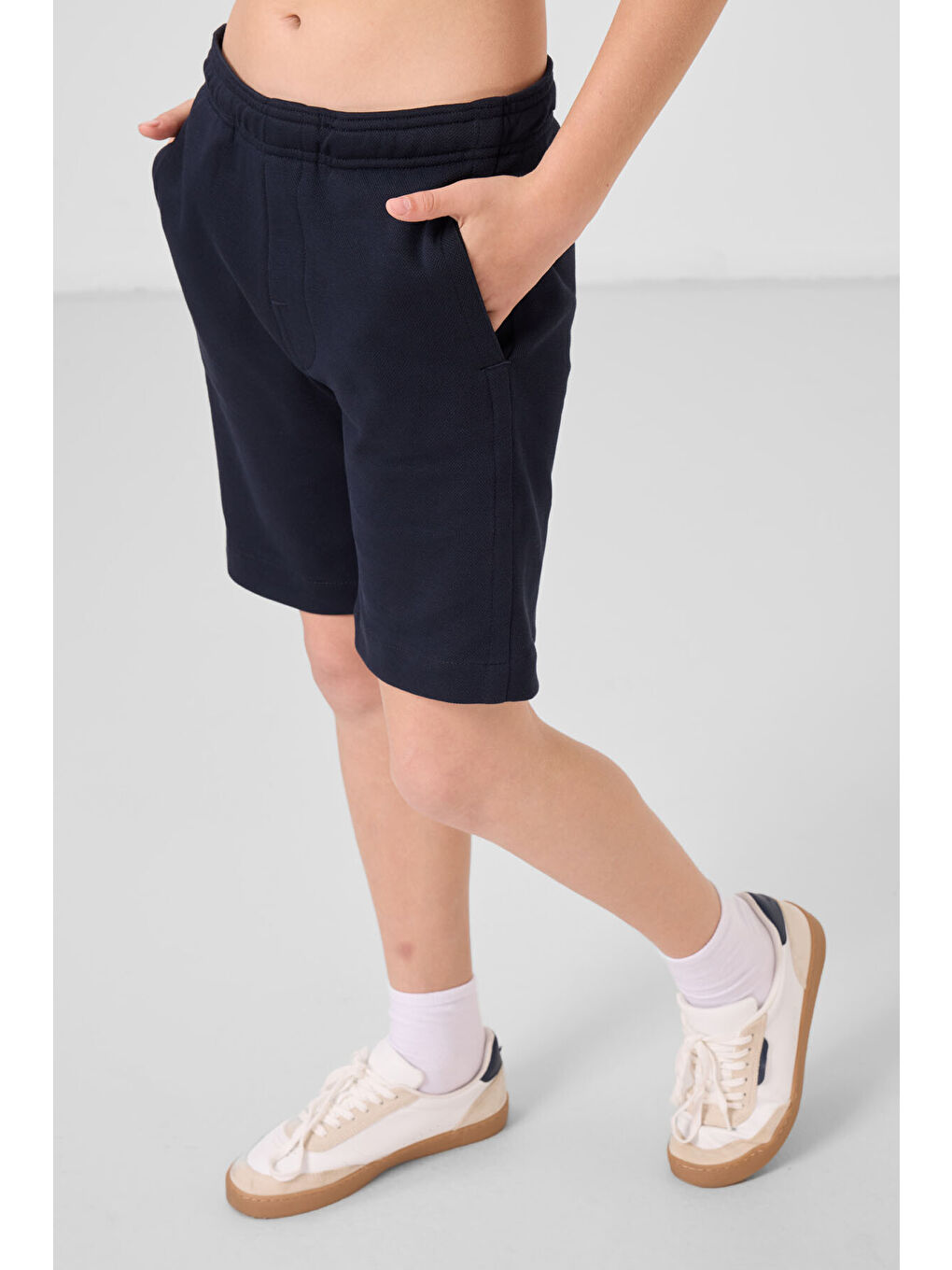 Lacivert Pamuklu Yumuşak Dokulu Standart Fit Basic Erkek Çocuk Şort - 11293-2