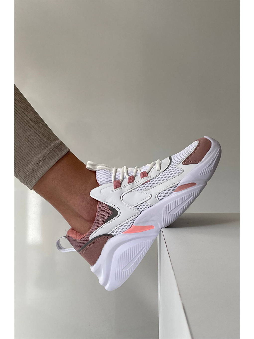 Beyaz Kadın Spor Ayakkabı BEYAZ PUDRA