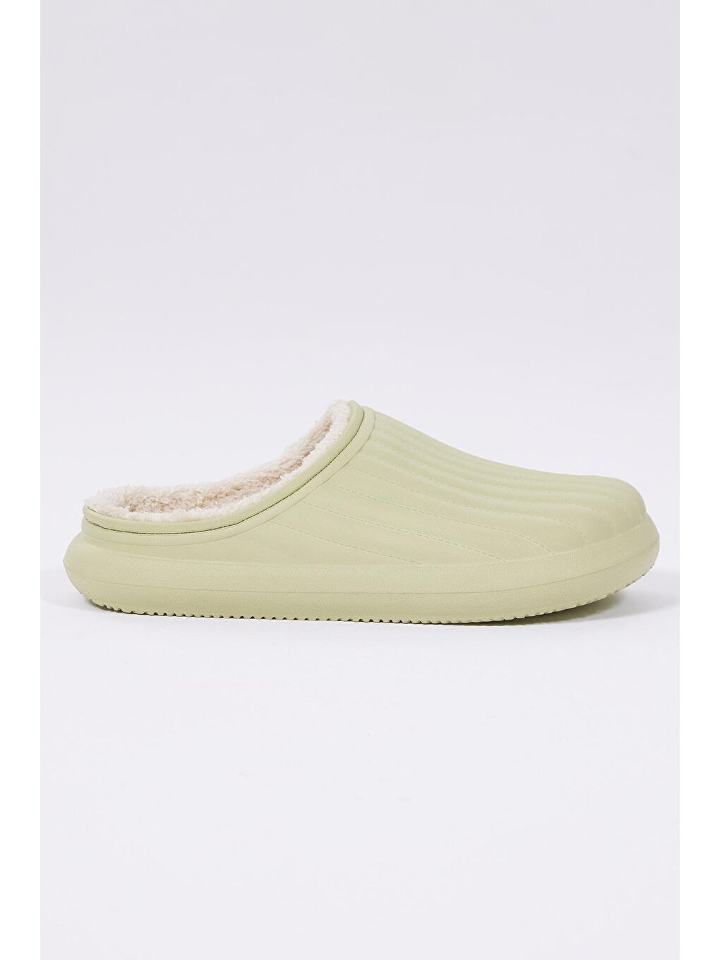 Kadın Yeşil Rahat Kalıp Önü Kapalı İçi Yünlü Kışlık Eva Ev Terliği-2