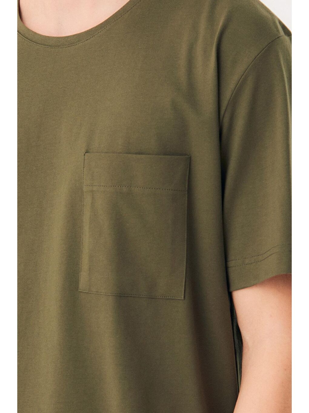 Haki Tek Cepli Oversize Tişört-3