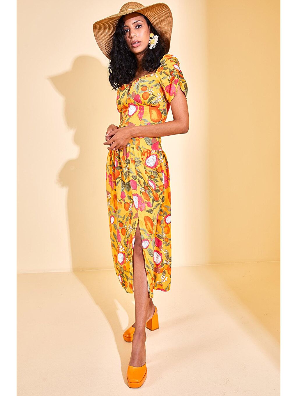 Turuncu Kalp Yaka Desenli Elbise 3KXK6-46871-11-1