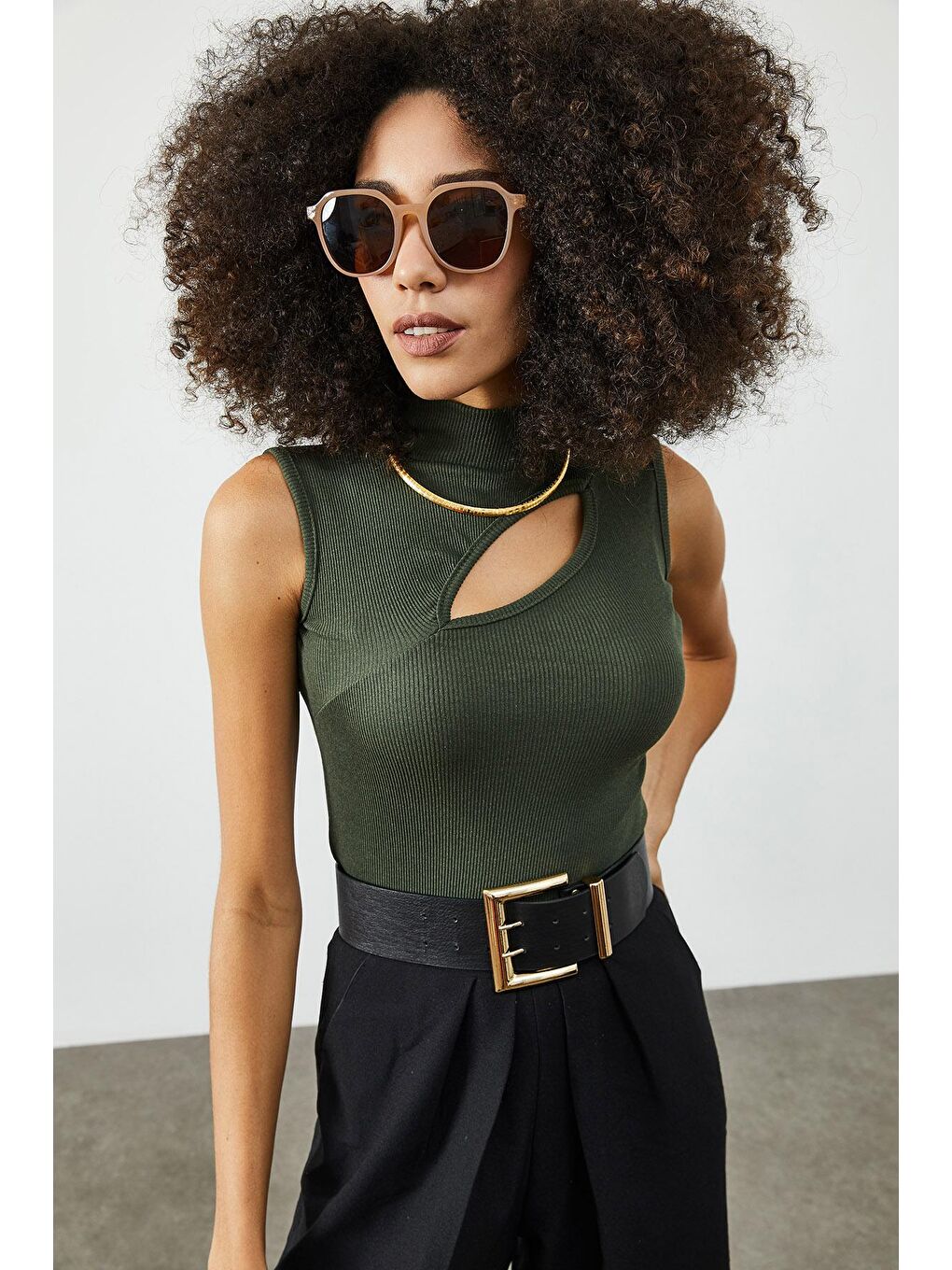 Haki Yarım Balıkçı Yaka Göğüs Detaylı Kaşkorse Bluz 2KXK2-45854-09-3