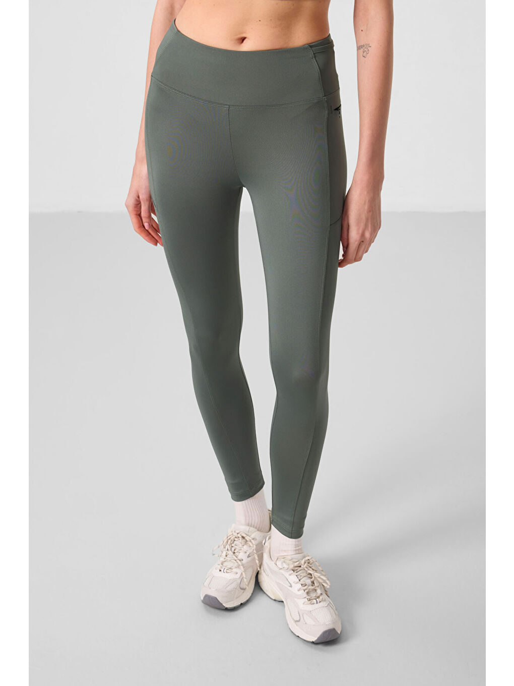 Haki Polyester Esnek Standart Fit Performans Kadın Tayt - 94667-1