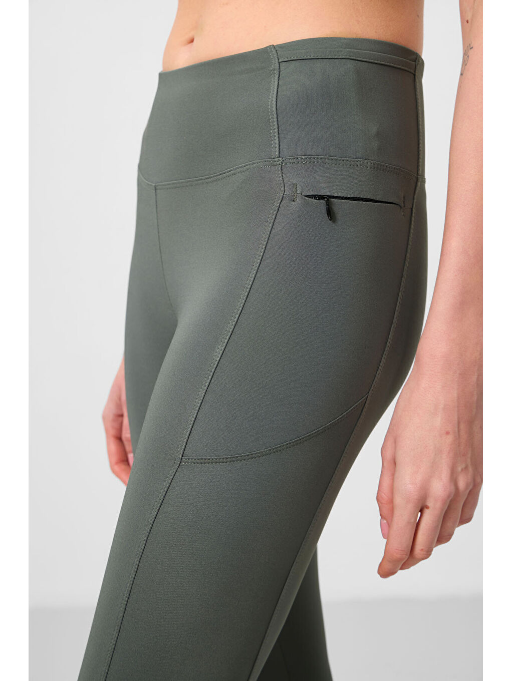 Haki Polyester Esnek Standart Fit Performans Kadın Tayt - 94667-2