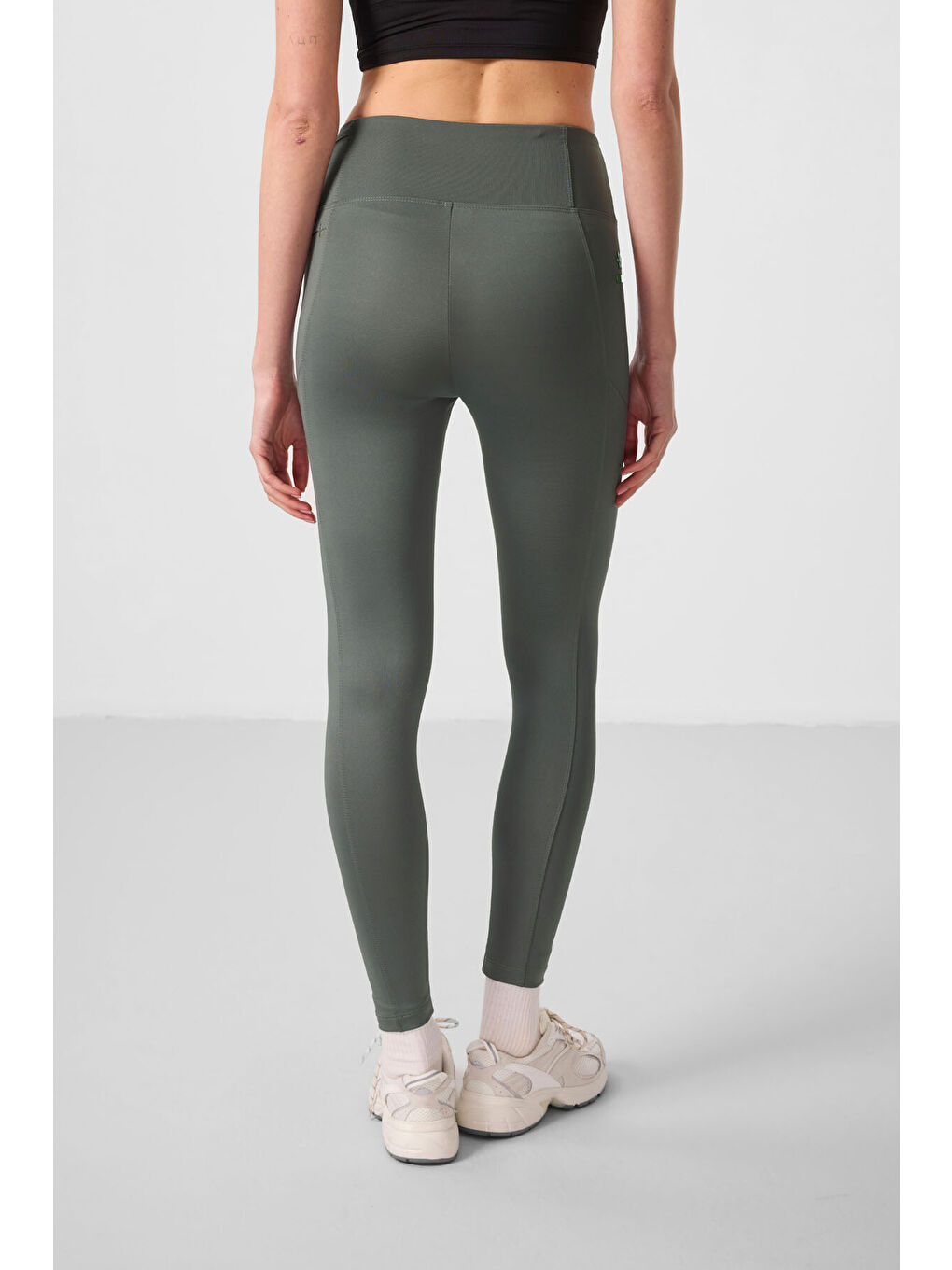 Haki Polyester Esnek Standart Fit Performans Kadın Tayt - 94667-4