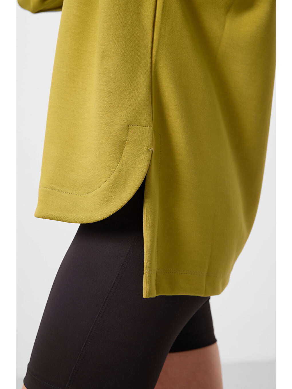 Sarı Koyu Hardal Yumuşak Dokulu O Yaka Rahat Form Kadın Tunik Sweatshirt - 97305-2
