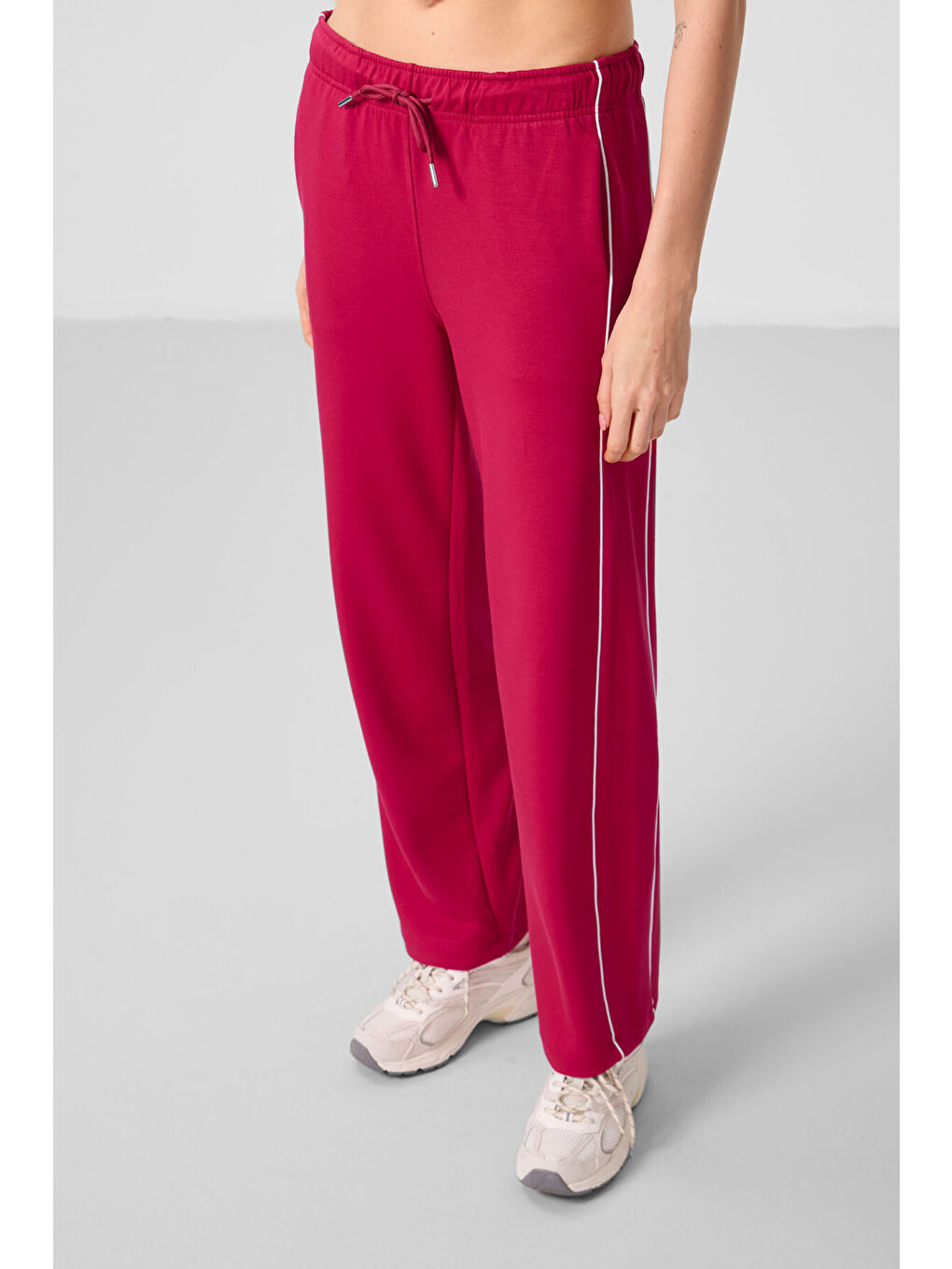 Viva Kırmızı Yumuşak Dokulu Yan Panel Detaylı Geniş Paça Kadın Palazzo Pantolon - 94669-3