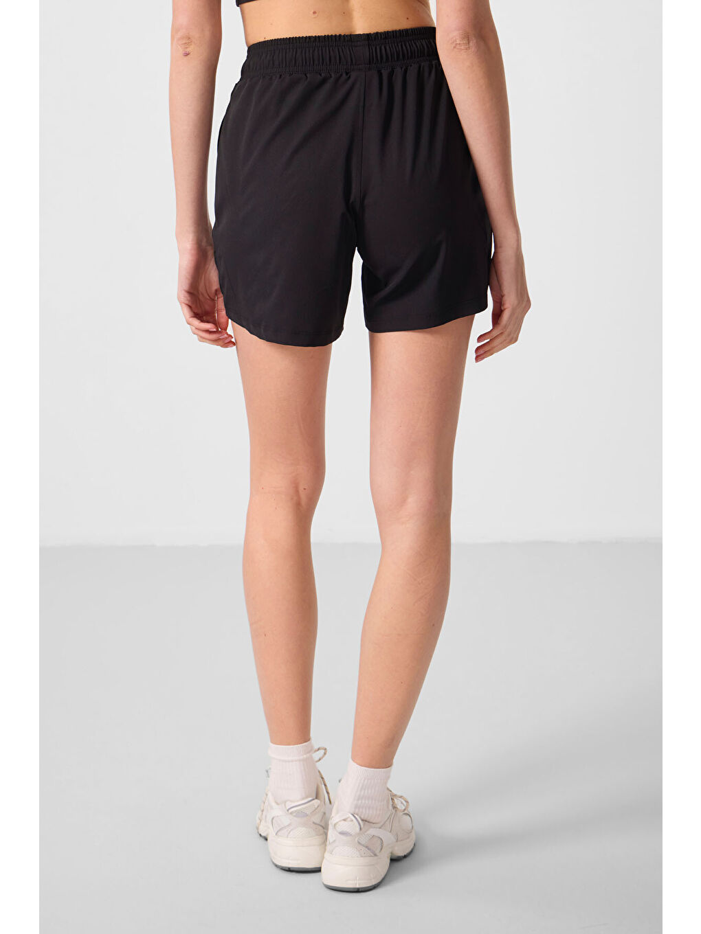 Siyah Polyester Gizli Cep Fermuarlı Rahat Form Kadın Şort - 91014-4