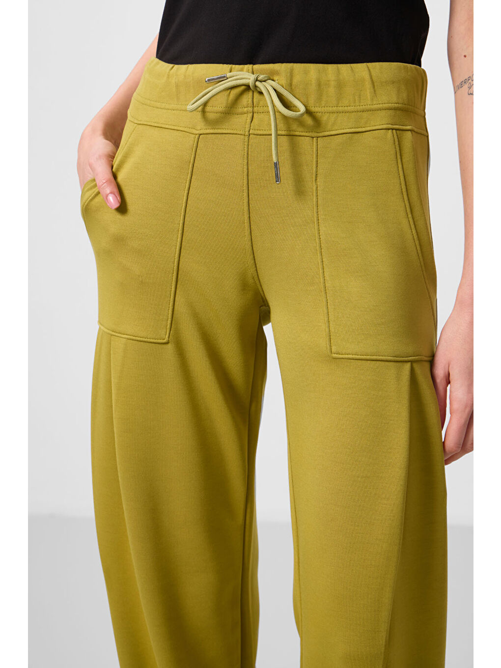 Sarı Koyu Hardal Yumuşak Dokulu Cep Detaylı Rahat Form Kadın Pantolon - 94672-2