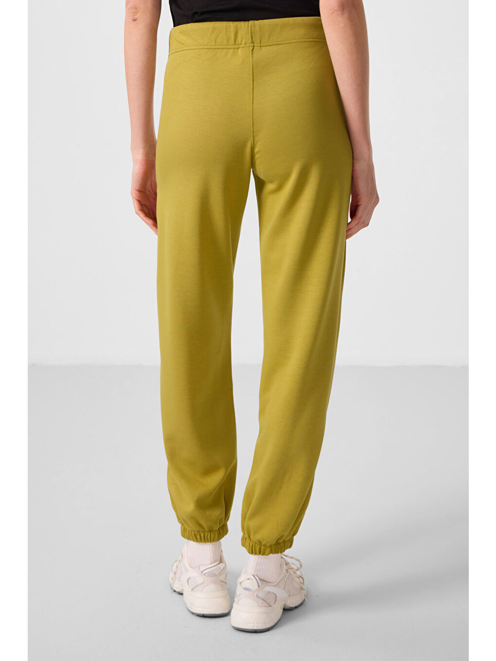 Sarı Koyu Hardal Yumuşak Dokulu Cep Detaylı Rahat Form Kadın Pantolon - 94672-4