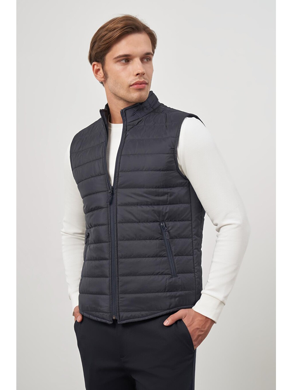 Koyu Lacivert Kapitone Dik Yaka Düz Garnisiz-biyesiz Slim Fit Yelek 1009245150-4