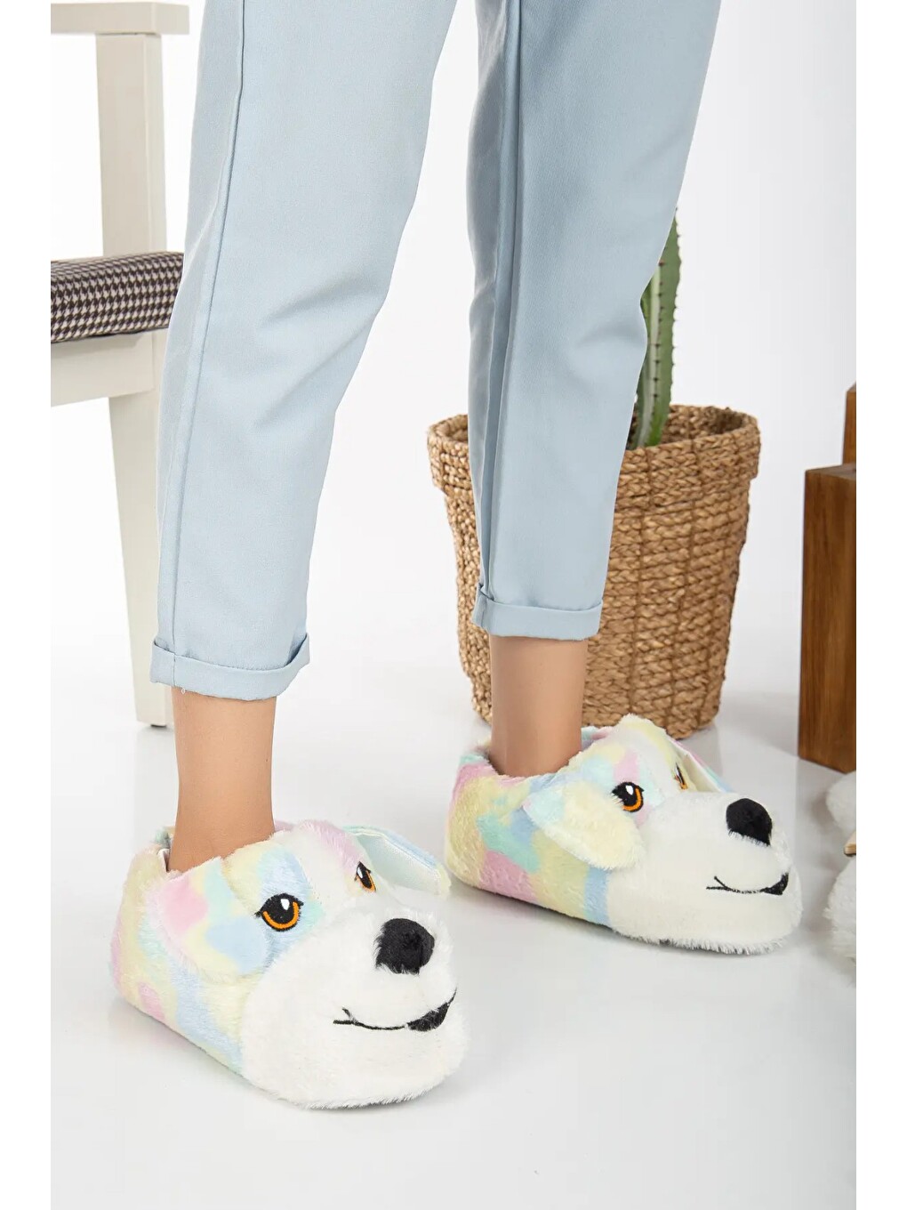 Pembe Köpek Figürlü Pudra Pelüş Panduf Ev Pandufu