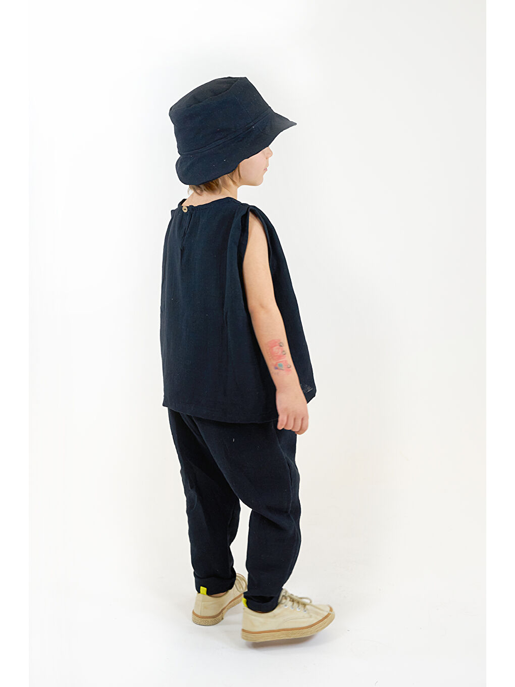 Catz Kids Siyah Duble Müslin Carrot Pantolon + Siyah Duble Müslin Kolsuz Bluz - 1