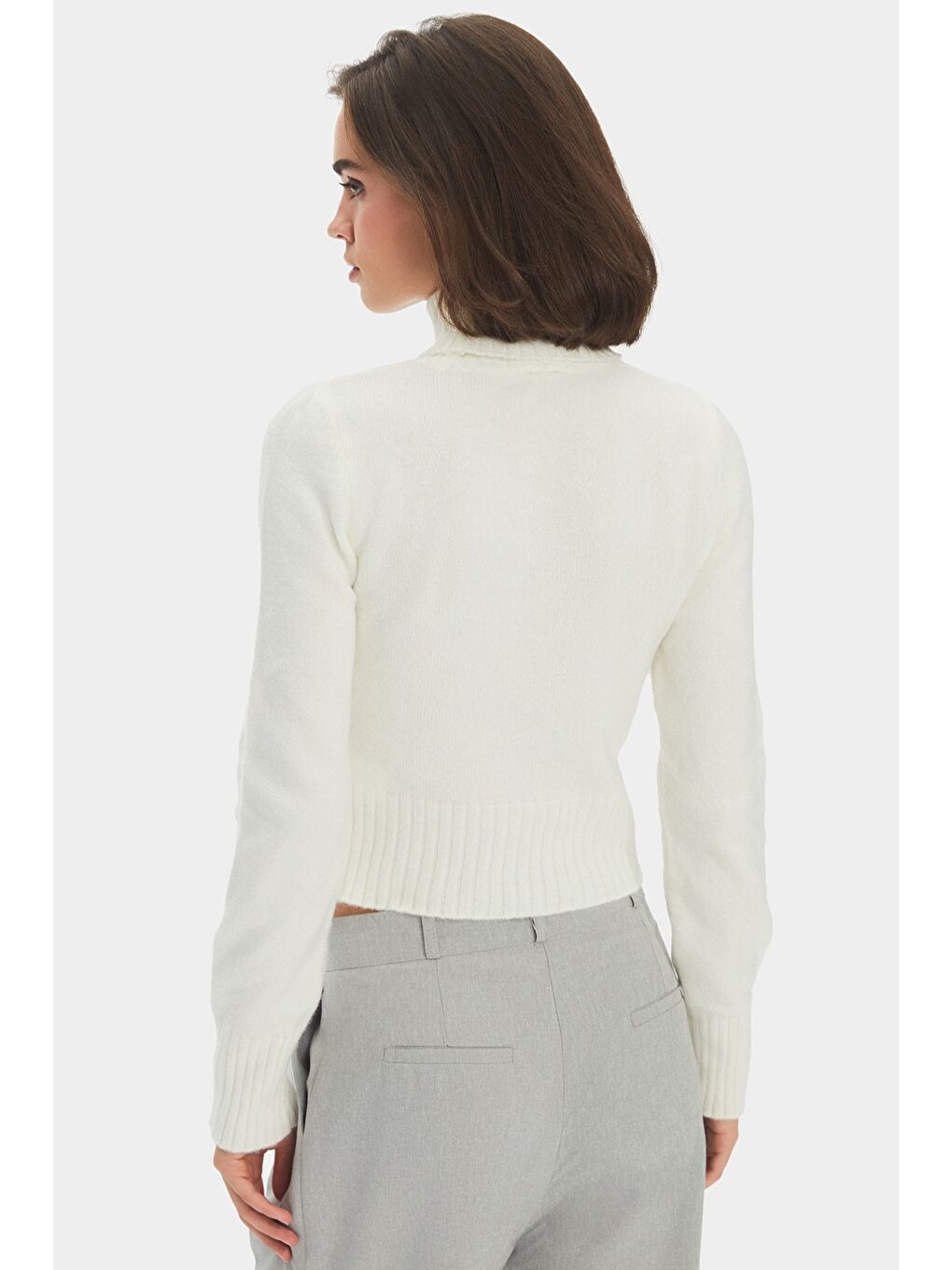 Ekru Basic Boğazlı Kazak-4