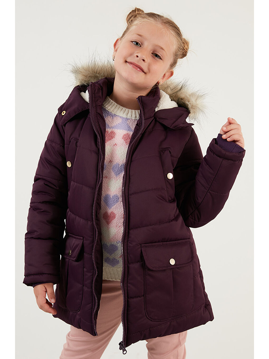 Mor Yakası Suni Kürklü İçi Pelüş Astarlı Kapüşonlu Cepli Kız Çocuk Mont 6034040-7
