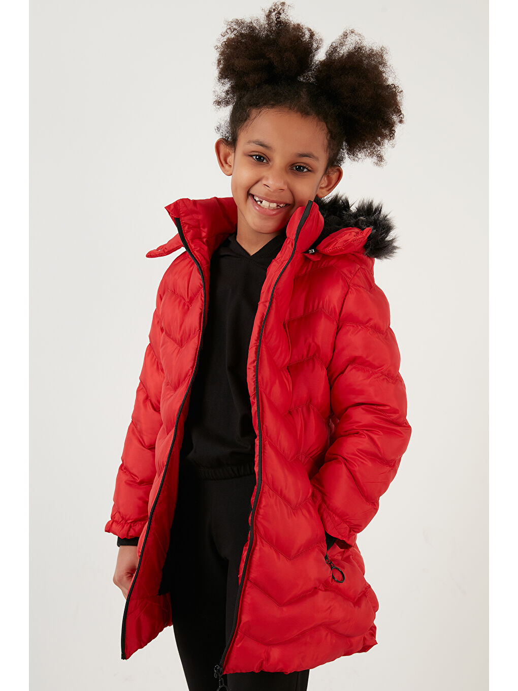 Kırmızı Pelüş Astarlı Yakası Suni Kürklü Çıkarılabilir Kapüşonlu Kışlık Kız Çocuk Mont 5766041-6