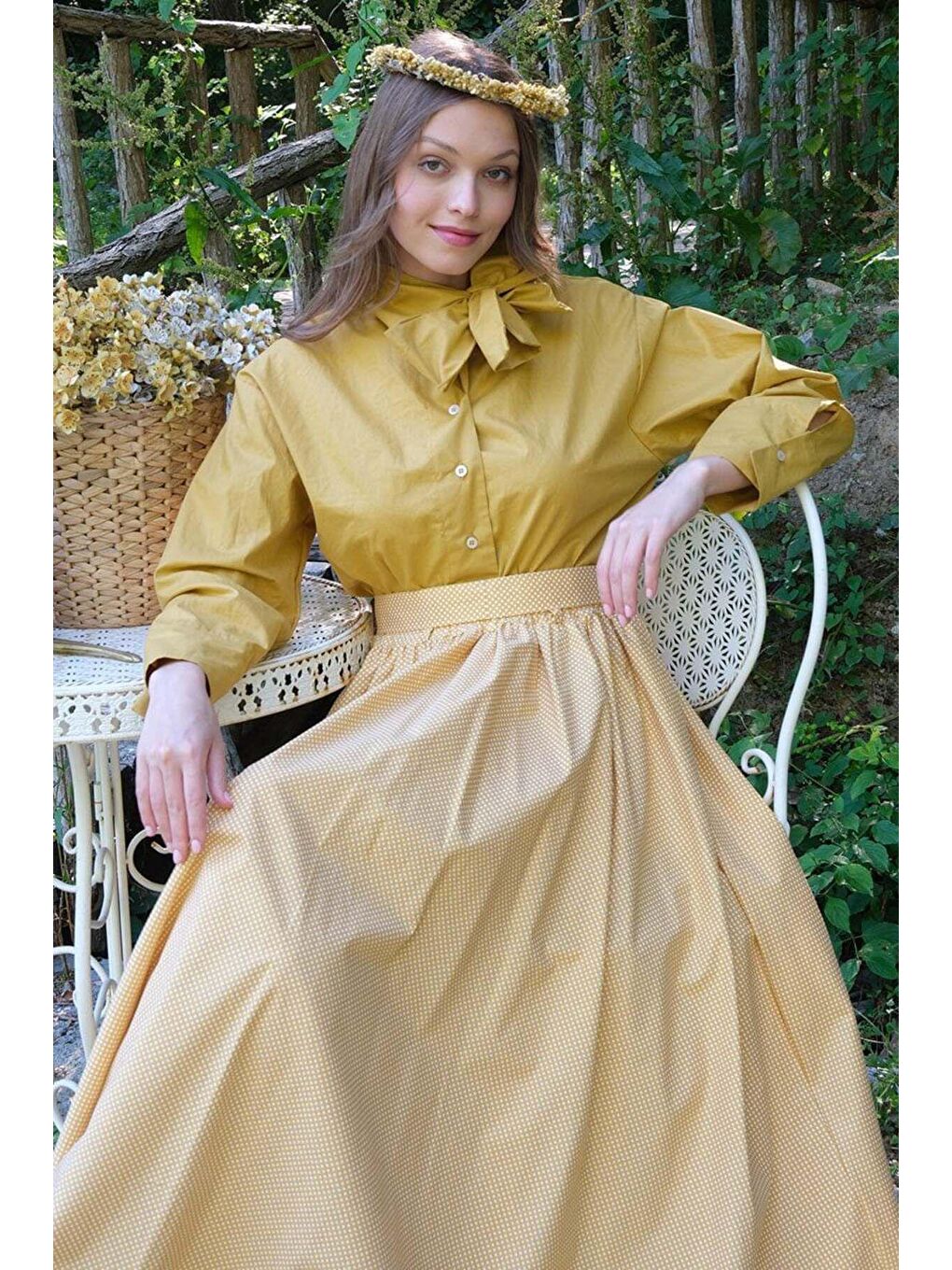 Sarı Hardal Yakası Fiyonklu Gömlek-2