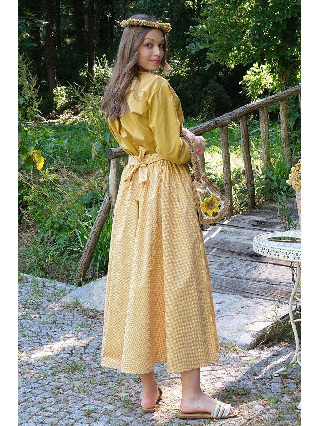 Sarı Hardal Yakası Fiyonklu Gömlek-5