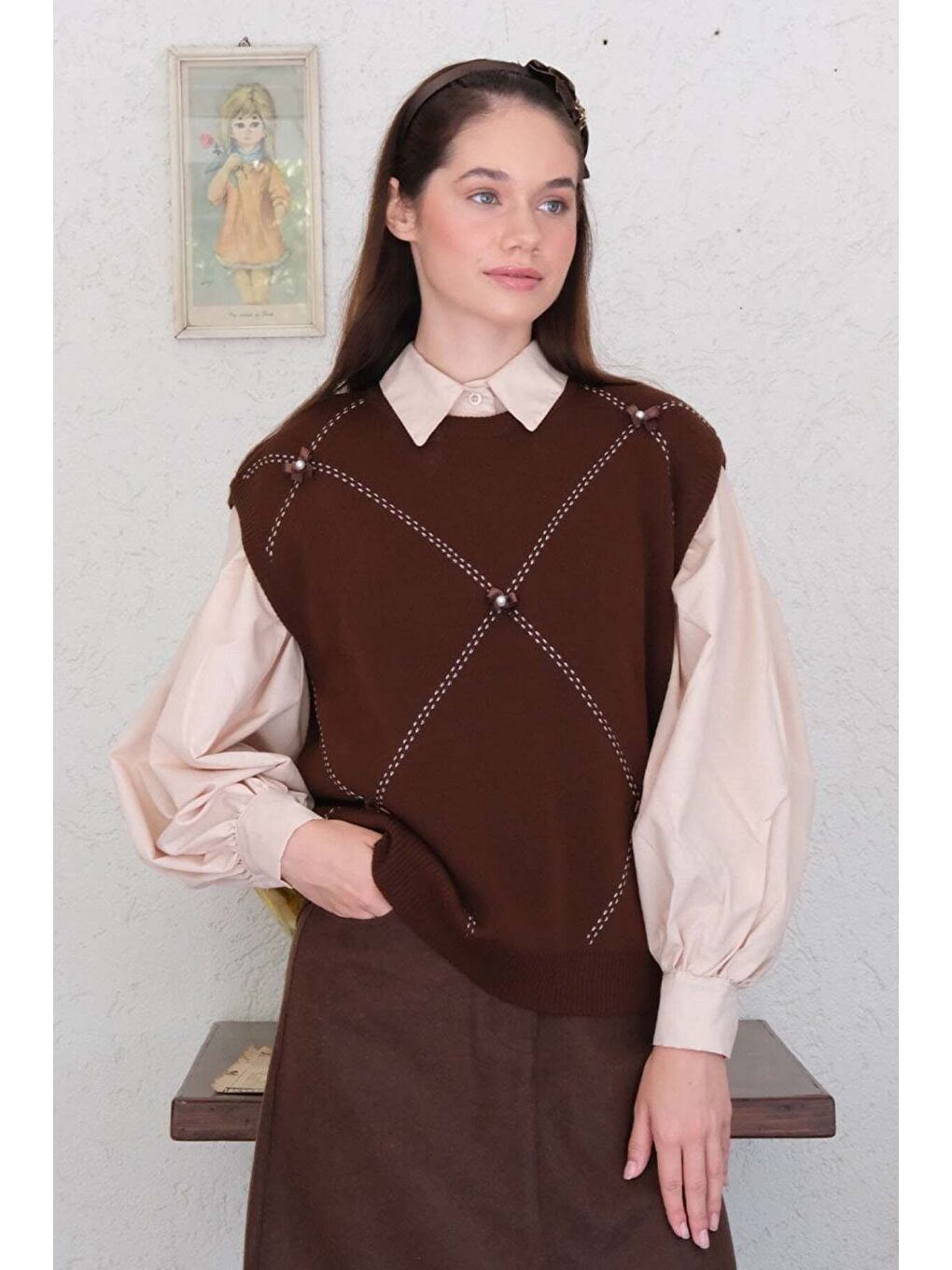 Kahverengi Acı Kahve Fiyonk İşlemeli Süveter