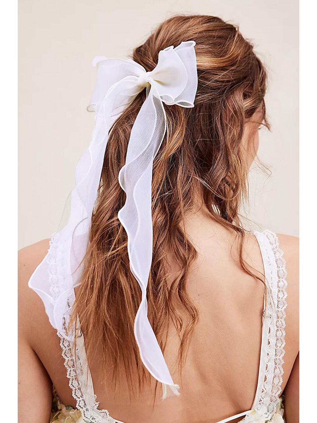 Beyaz Alice Uzun Tül Fiyonklu Toka-2