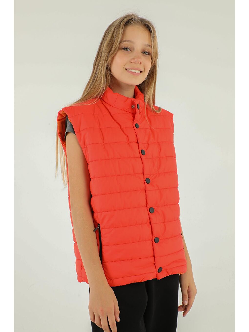 Turuncu Dik Yaka Fermuar Çift Cep Detaylı Kız Yelek-2