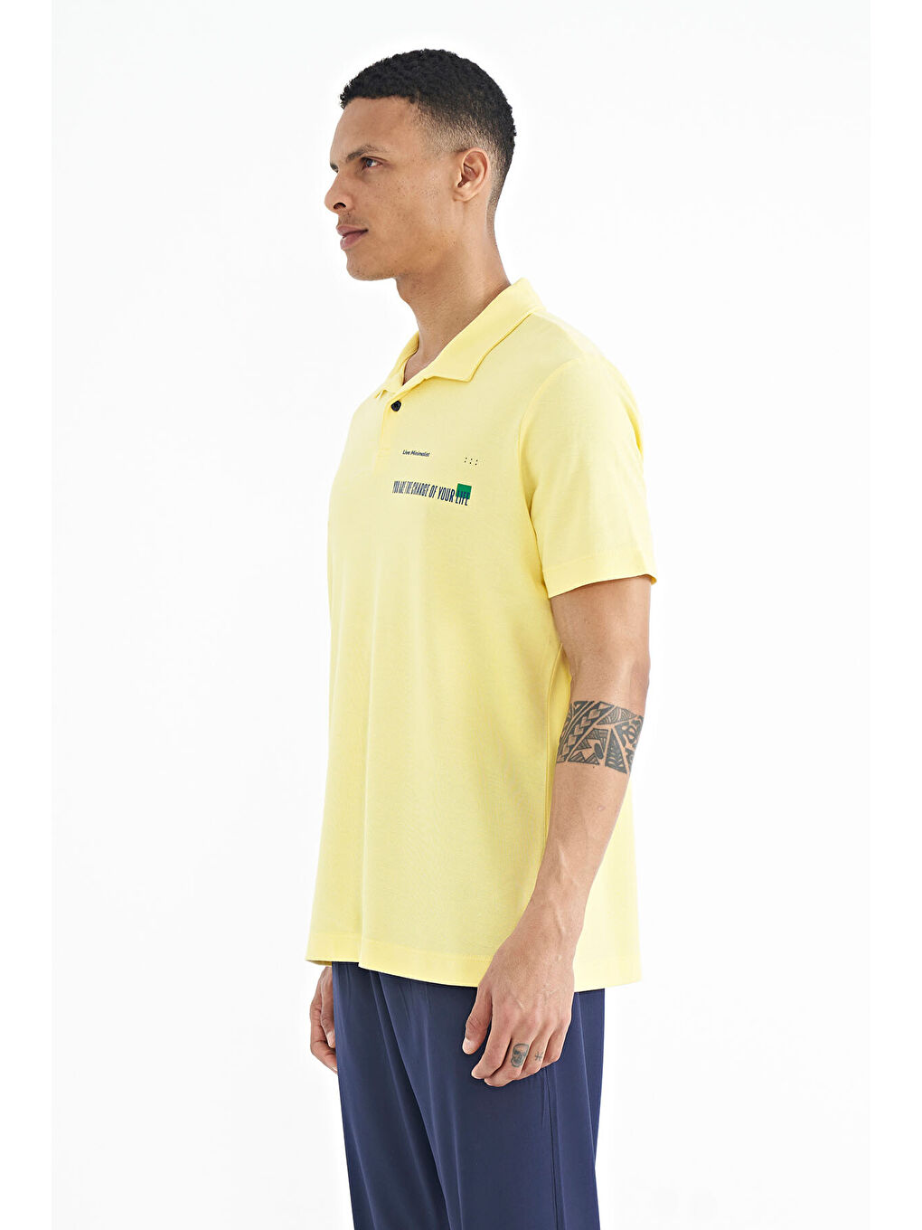 Sarı Yazı Baskılı Standart Form Polo Yaka Erkek Tişört - 88236-3