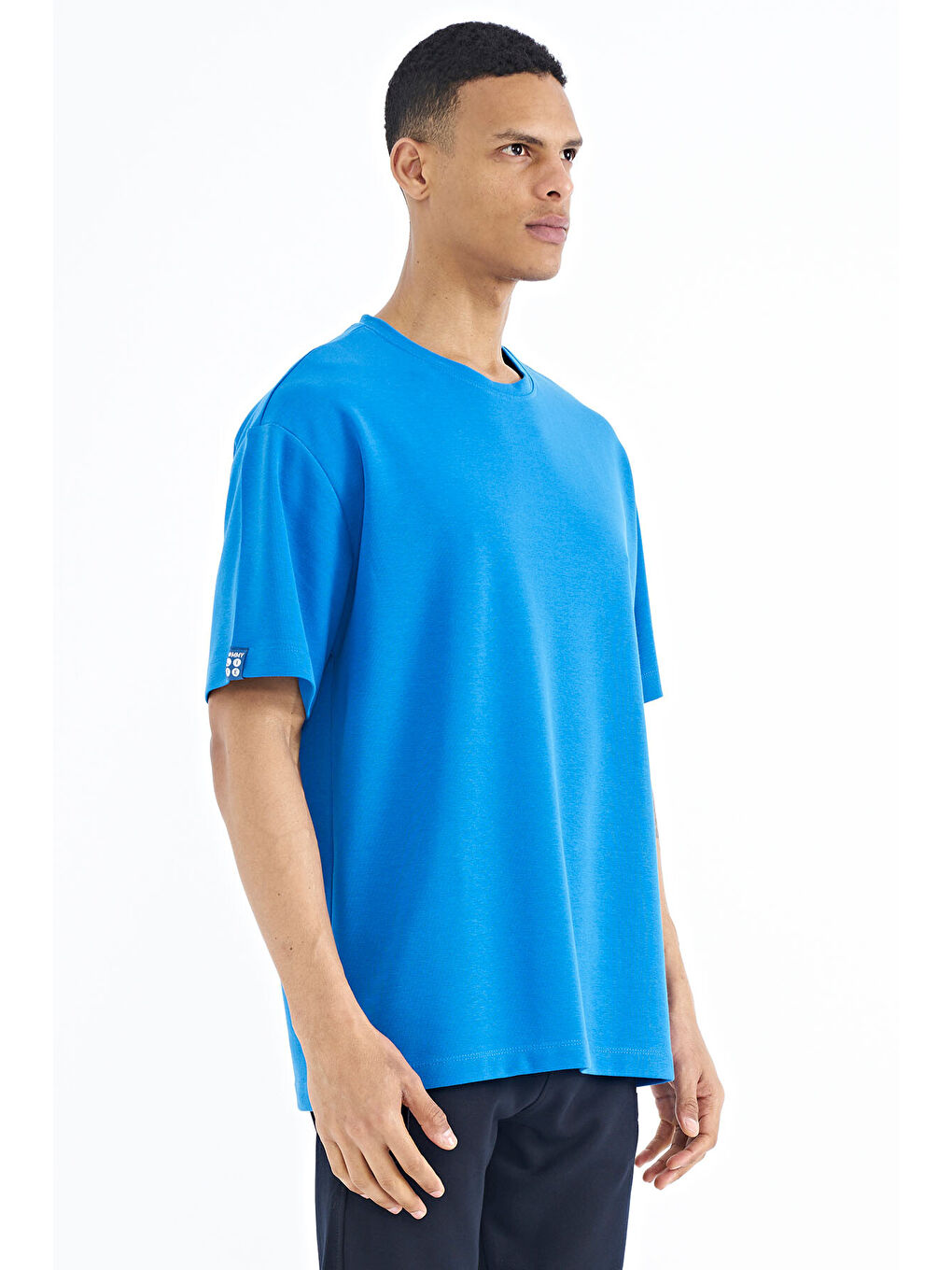 Mavi Saks Kol Arma Detaylı Basic Oversize Erkek Tişört - 88193-3