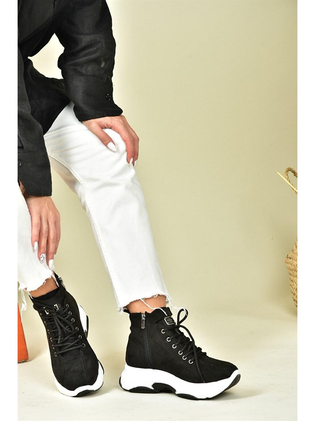 N239002302 Siyah Kadın Sneakers-1