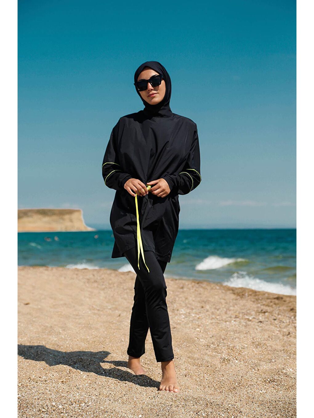 Siyah Tam Kapalı Tesettür Mayo M2272-1