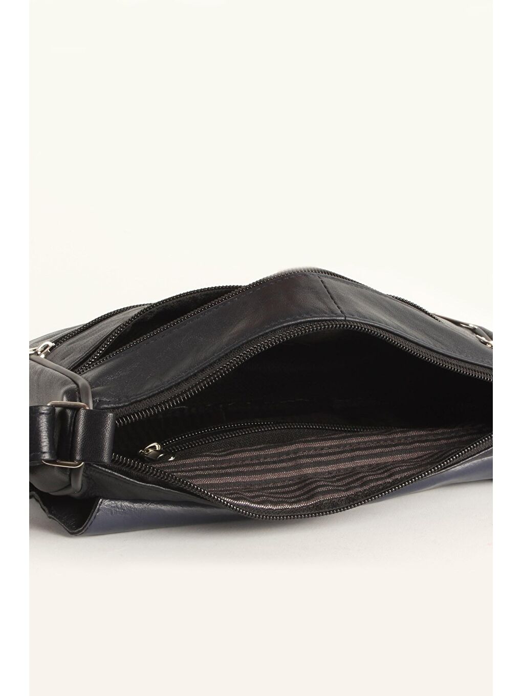 Lacivert Kadın Yumuşak Hakiki Deri Parçalı ve Renkli Omuz Çantası (1406)-3