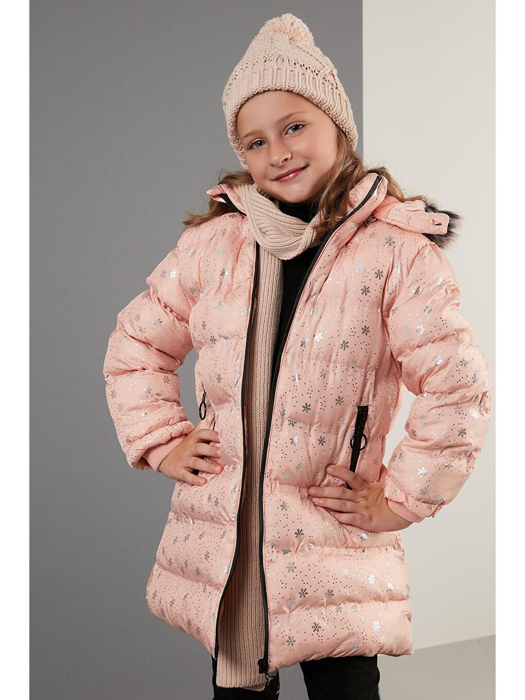 Pembe Yakası Suni Kürklü Çıkarılabilir Kapüşonlu Peluş Astarlı Kışlık Uzun Mont 5760051