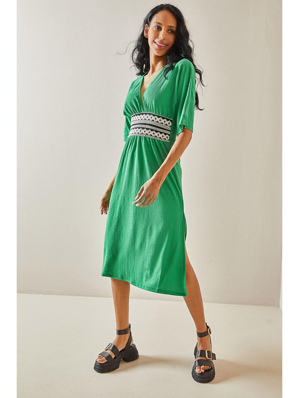 Yeşil Kemer Detaylı Dokulu Elbise 3YXK6-47403-08-2