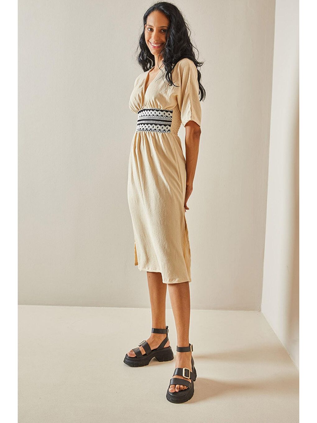 Bej Kemer Detaylı Dokulu Elbise 3YXK6-47403-25-2