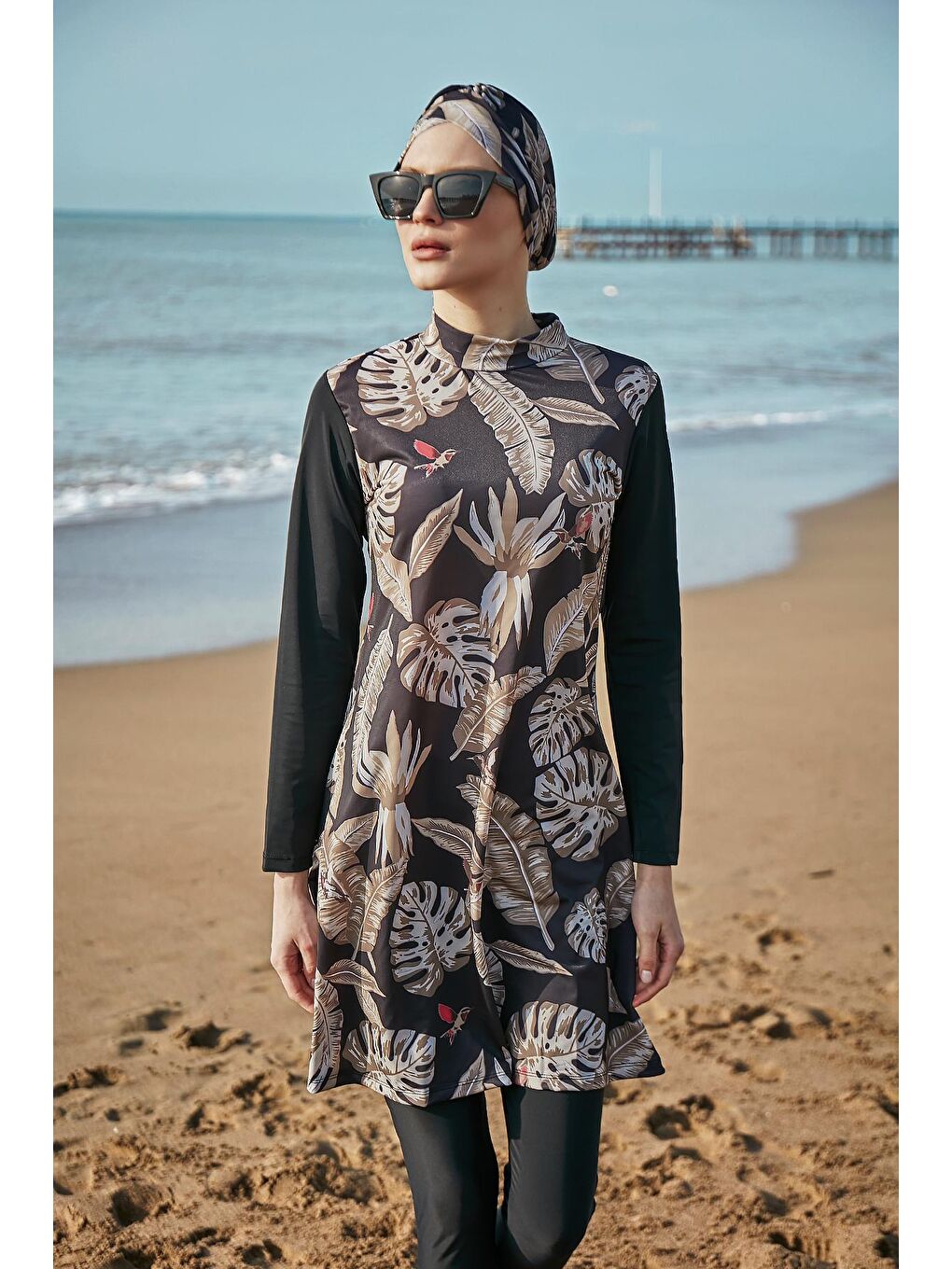 Siyah Tasarım Tam Kapalı Tesettür Mayo Kahve Yapraklar-6