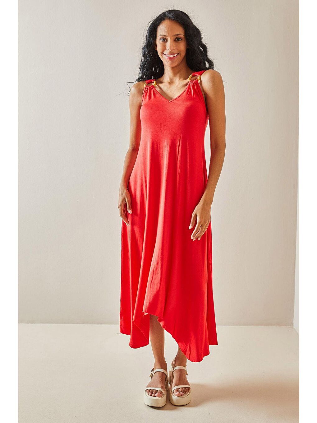 Kırmızı Halka Detaylı Asimetrik Dökümlü Elbise 3YXK6-47394-11-2