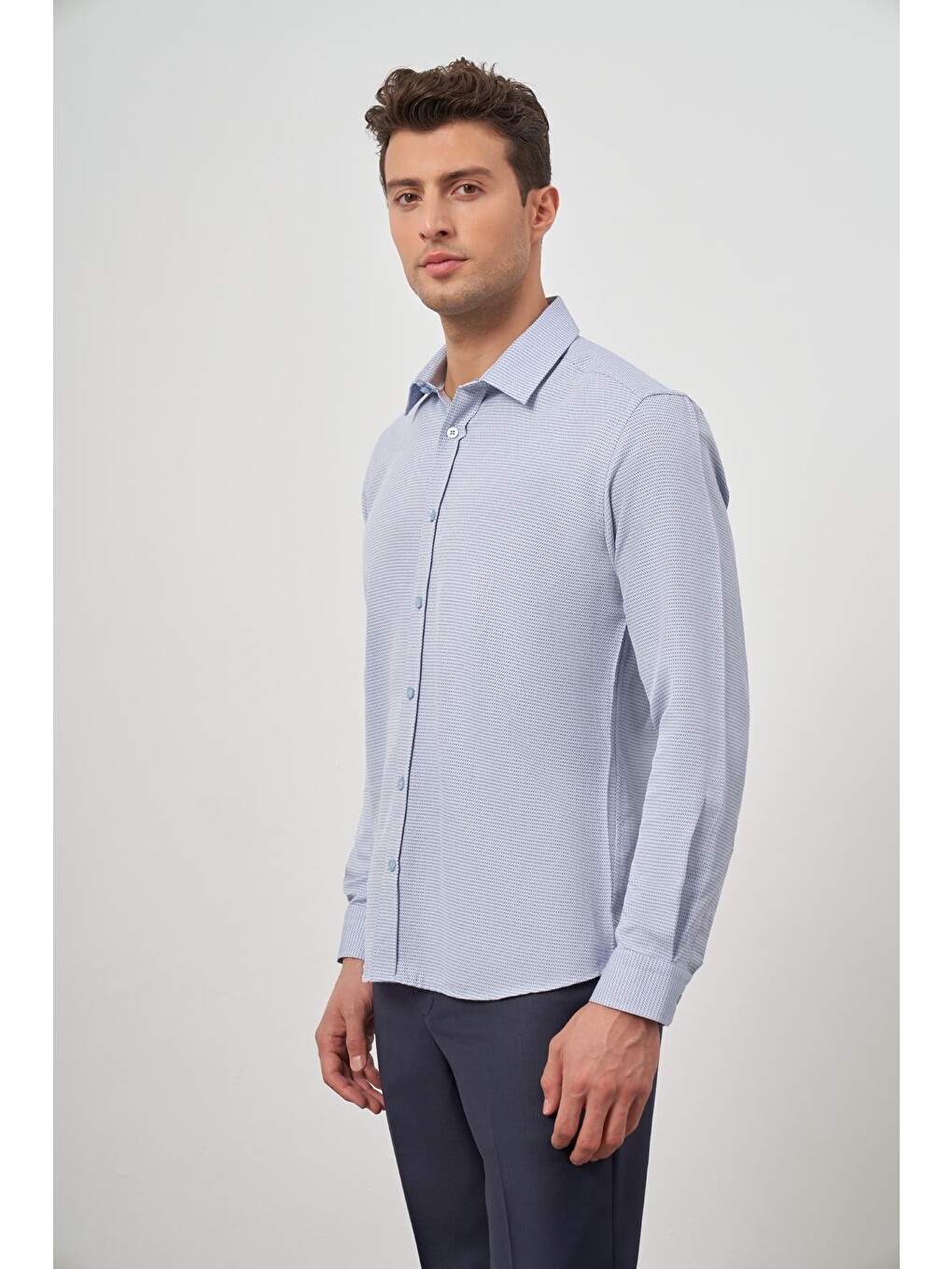 Koyu Mavi Uzun Kol Kendinden Armürlü Cepsiz Pamuklu Classic Slim Fit Gömlek 1004245161-2
