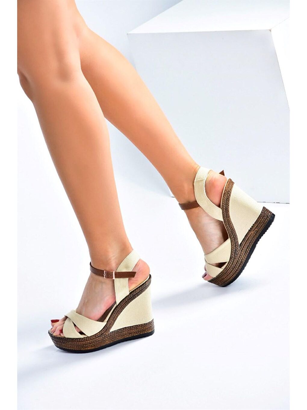 9674070905 Bej Dolgu Taban Kadın Ayakkabı-2