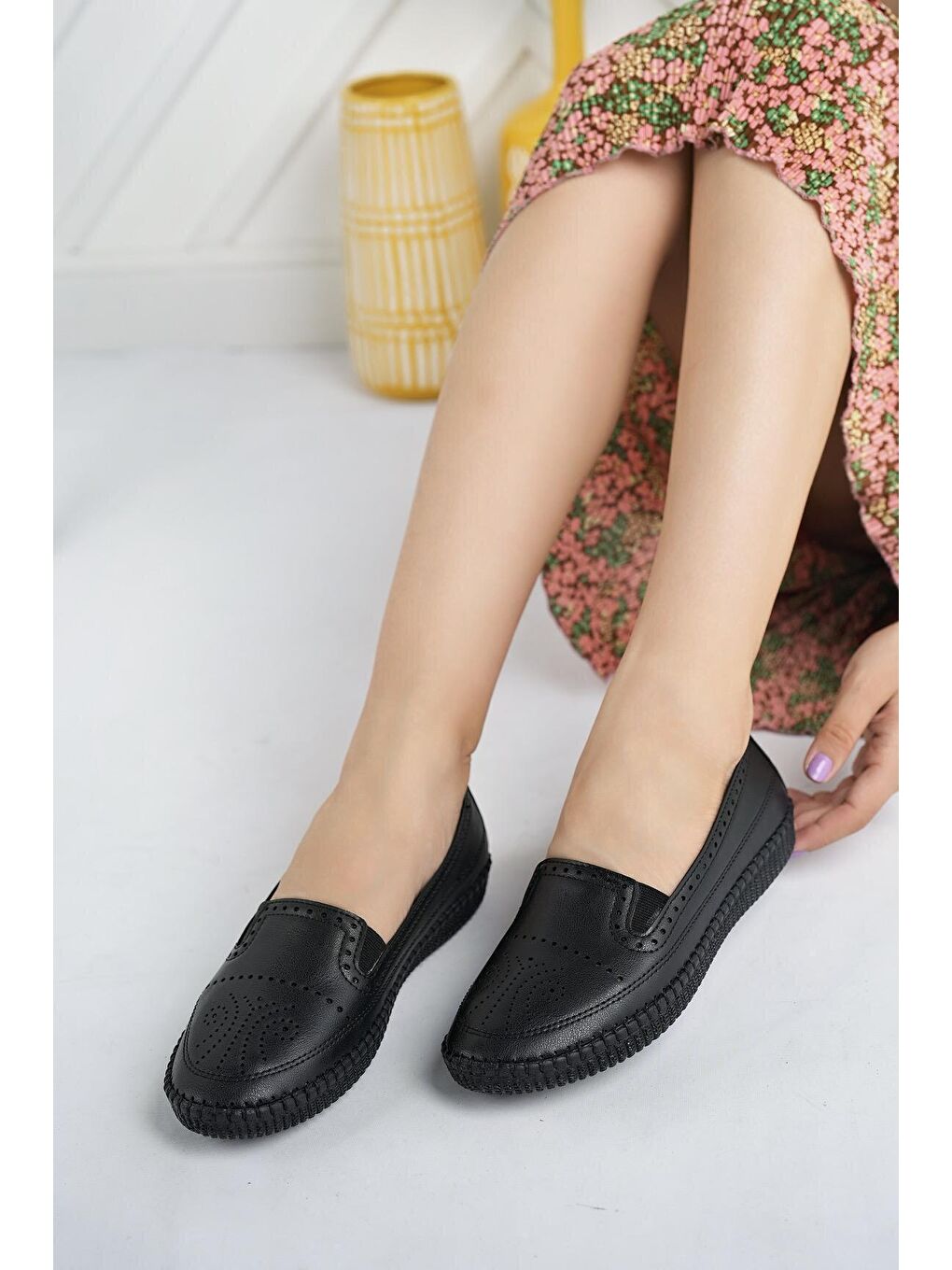 Siyah Julia  Günlük Ortopedik Şık Tarz ve Rahat Kadın Babet Ayakkabı