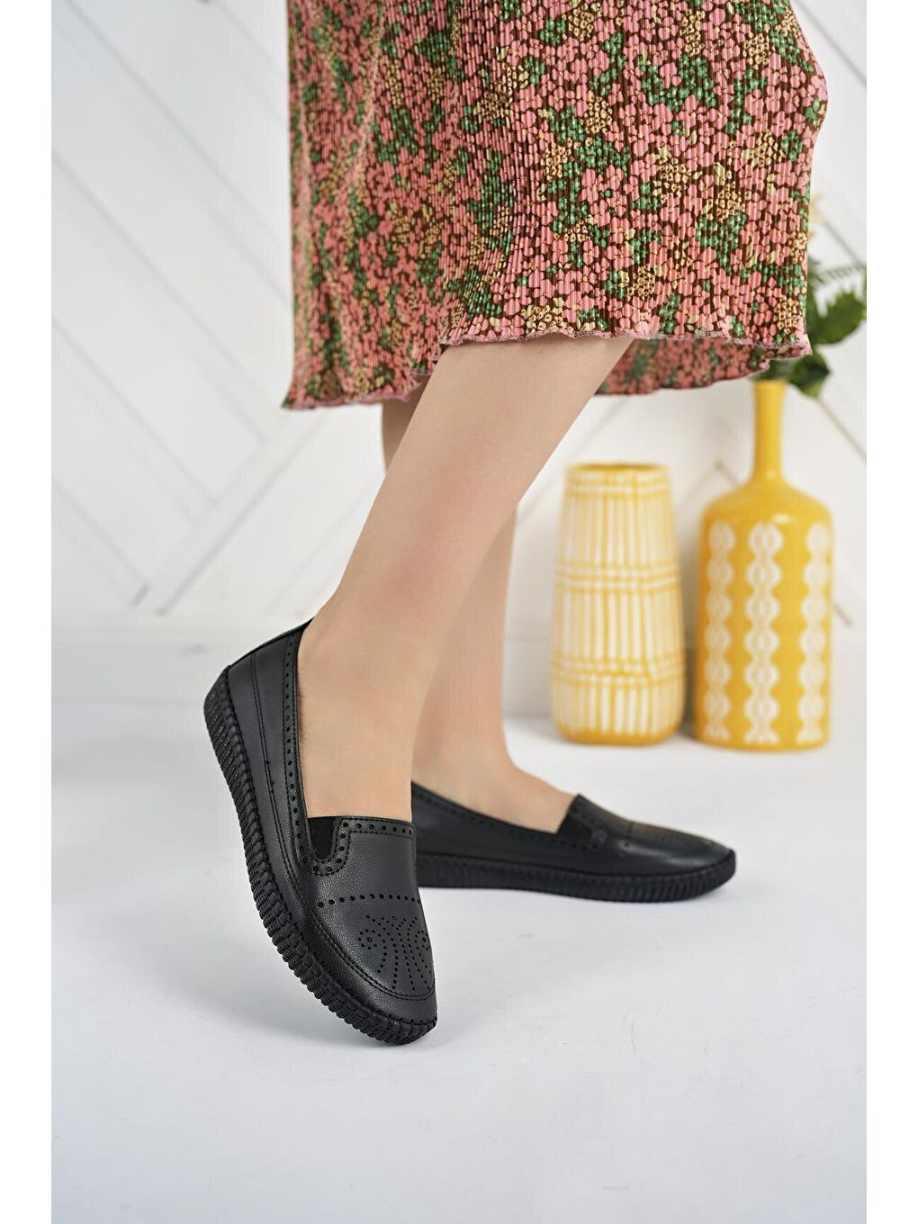 Siyah Julia  Günlük Ortopedik Şık Tarz ve Rahat Kadın Babet Ayakkabı-1